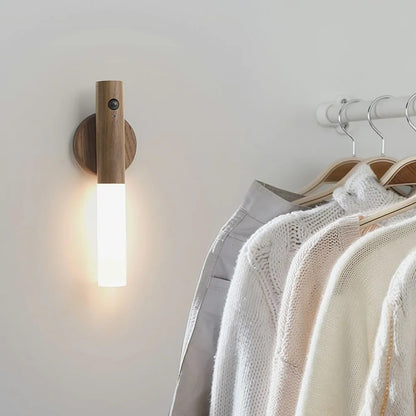 Lumano Glide™ Magnetic Motion Sensor LED Night Light